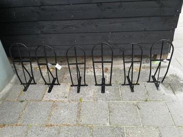 6x Zadelsteun zwart  beschikbaar voor biedingen