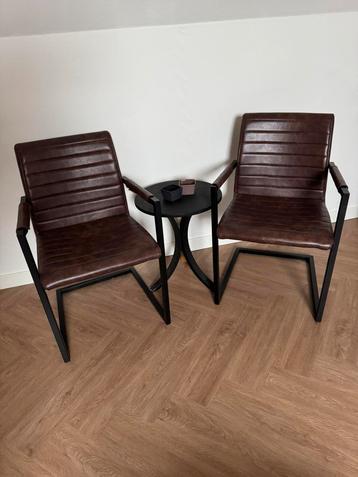Ledere stoelen (2x) cognac beschikbaar voor biedingen