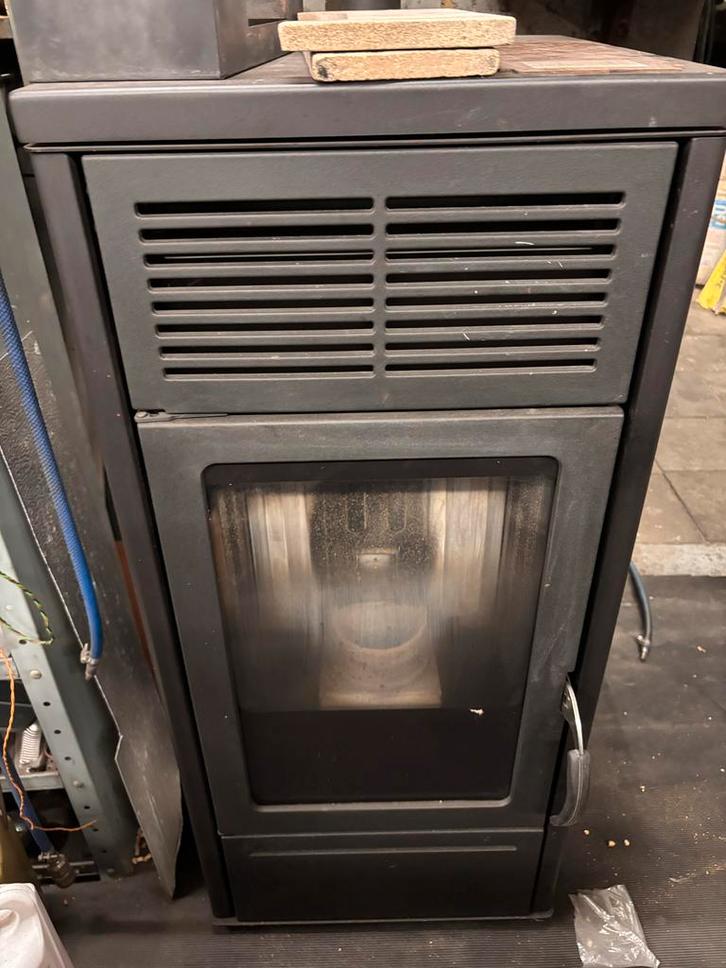 Pelletkachel - Edilkamin Slide2 7 Up, Huis en Inrichting, Kachels, Gebruikt, Vrijstaand, Pelletkachel, Hout, Ophalen