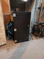 Zadelkast, Dieren en Toebehoren, Ophalen, Zo goed als nieuw