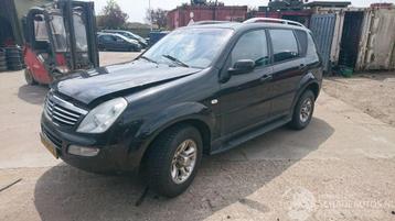 SsangYong Rexton 2004 290TD 662.925 Zwart LAK onderdelen beschikbaar voor biedingen