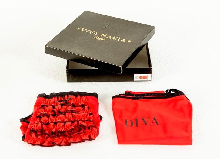 Viva Maria vintage lingerie ‘Diva’ – maat S, Kleding | Dames, Ondergoed en Lingerie, Setje, Rood, Verzenden