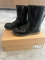 UGG Meisjes Hoge Laarzen Corene Patent - Zwart - Maat 28.5, Kinderen en Baby's, Kinderkleding | Schoenen en Sokken, Ophalen of Verzenden