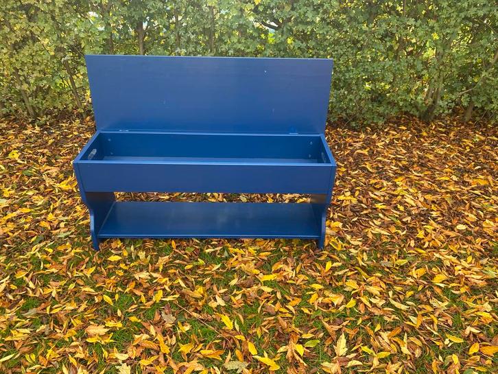 Mooi blauw bankje met klep - Zo goed als nieuw!, Antiek en Kunst, Antiek | Meubels | Stoelen en Banken, Ophalen