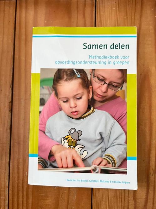 Samen delen, Boeken, Wetenschap, Zo goed als nieuw, Sociale wetenschap, Ophalen