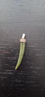 Jaden Hanger - Groene Tand Hanger, Overige voorstellingen, Ophalen of Verzenden, Zo goed als nieuw, Steen of Mineraal