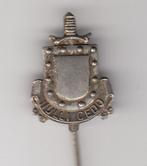 Nulli Cedo speldje Infanterie Regiment embleem, Verzamelen, Militaria | Algemeen, Niet vindbaar, Niet vindbaar, Nederland, Embleem of Badge