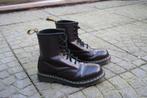 Dr. Martens, Ophalen, Lage of Enkellaarzen, Rood, Dr. Martens