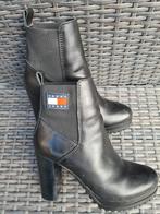 *** Tommy Hilfiger laarsjes mt 36 ***, Ophalen of Verzenden, Zo goed als nieuw, Zwart