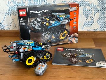 Lego Technic Remote Controlled Stunt Racer - 42095 beschikbaar voor biedingen