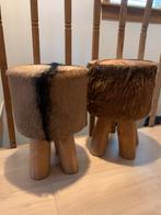 2 krukjes / bijzettafeltjes Geitenhuid, Huis en Inrichting, Krukjes, Ophalen, Zo goed als nieuw, Hout
