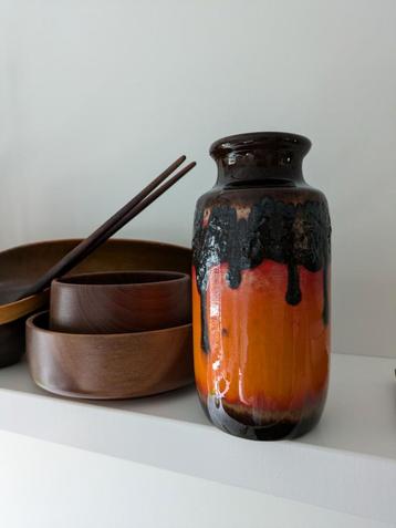 Vintage Westgermany vaas van Scheurich, mooi fatlava decor beschikbaar voor biedingen
