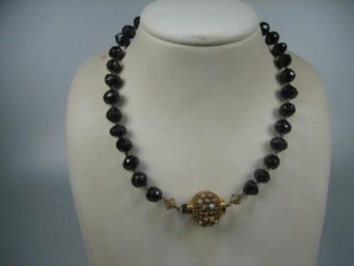Antiek Granaat Collier met gouden Bijenkorf sluiting uit ca., Sieraden, Tassen en Uiterlijk, Antieke sieraden, Ketting, Goud, Met edelsteen