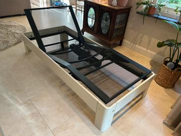Nette Auping Auronde 80x190, 35 cm hoog elektrisch verstelb. beschikbaar voor biedingen