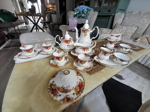 Royal Albert – Old Country Rose, Antiek en Kunst, Antiek | Servies los, Ophalen of Verzenden