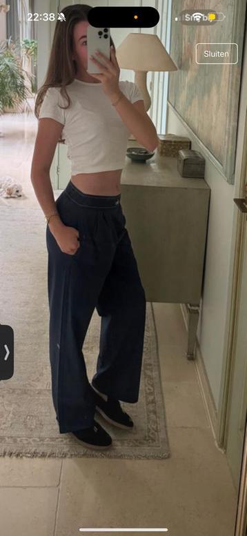 Viral Alo broek beschikbaar voor biedingen