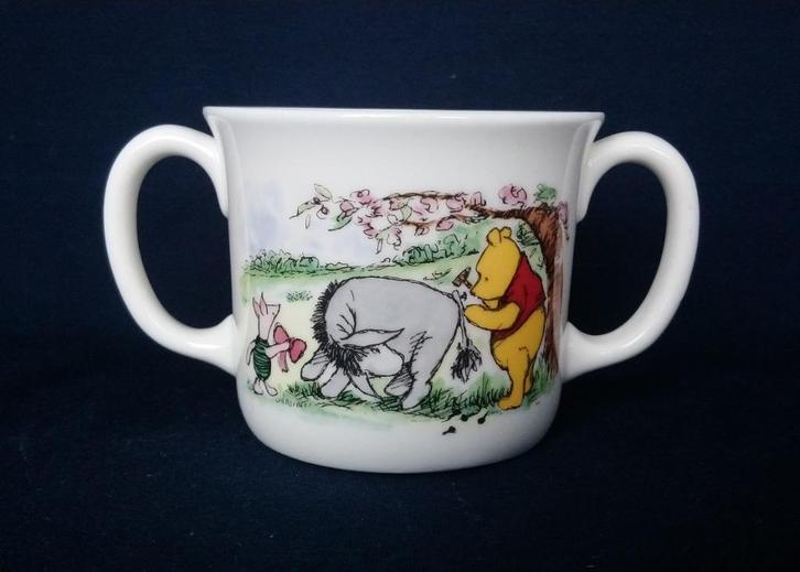 Royal Doulton Winnie the Pooh - kinderbeker met twee oren, Huis en Inrichting, Keuken | Servies, Kop(pen) en/of Schotel(s), Overige stijlen