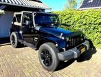 Woeste, Dikke, All Black Jeep Wrangler Sahara jk 200PK V6, Auto's, 3778 cc, Stof, 101 €/maand, 4 stoelen