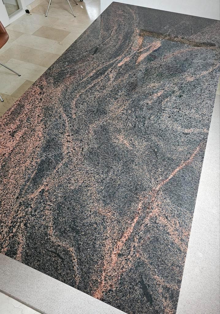Granieten eettafel - 210x100 cm - Nieuwstaat, Huis en Inrichting, Tafels | Eettafels, Nieuw, 100 tot 150 cm, 200 cm of meer, Vijf personen of meer