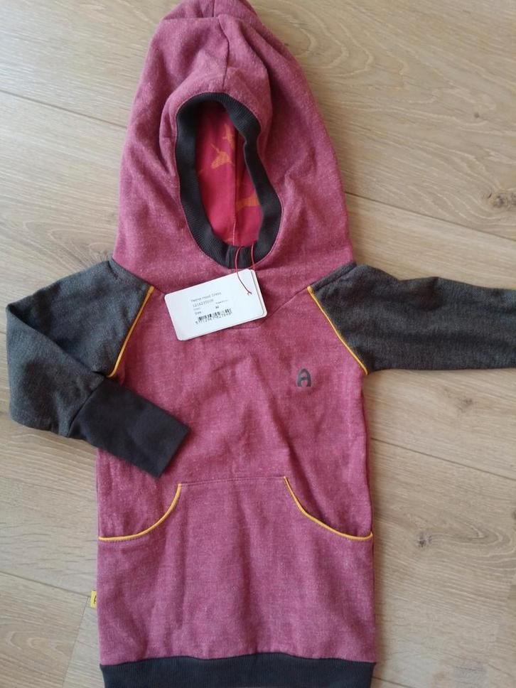 AlbaBaby sweatjurkje hoodie jurk retro stijl maat 92, Kinderen en Baby's, Kinderkleding | Maat 92, Nieuw, Meisje, Jurk of Rok