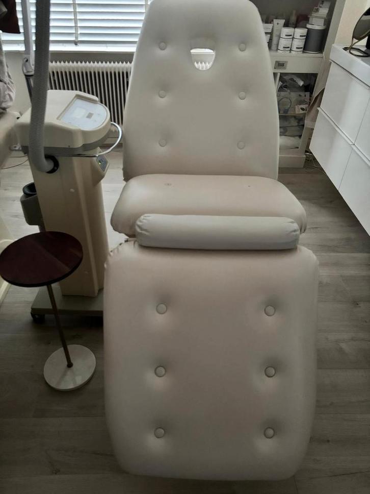 Behandelstoel te koop, Witgoed en Apparatuur, Persoonlijke-verzorgingsapparatuur, Zo goed als nieuw, Overige typen, Ophalen