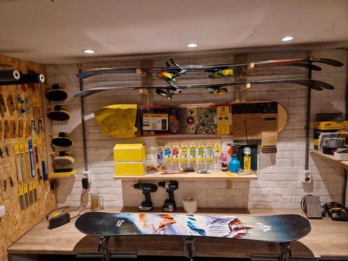 Ski en snowboard onderhoud (slijpen, waxen, repareren), Sport en Fitness, Skiën en Langlaufen, Zo goed als nieuw, Ski's, Skiën