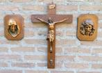Kruisbeeld met Jezus aan het Kruis met 2 koppen Jezus Maria, Ophalen of Verzenden