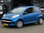 Peugeot 107 1.0-12V Accent APK 22-01-2026/TREKHAAK/METALLIC, Auto's, Peugeot, Voorwielaandrijving, Euro 5, Stof, Gebruikt