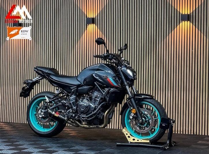 YAMAHA MT 07 - Quickshifter - Akrapovic - Handvatverwarming, Motoren, Motoren | Yamaha, Bedrijf, Naked bike, meer dan 35 kW, 2 cilinders