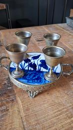 Aardewerken plateau met 4 eierdopjes,  zie foto's, Antiek en Kunst, Ophalen of Verzenden