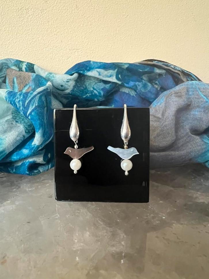 Akoya zoutwater parel parelmoer vogel beschermt voorspoed, Sieraden, Tassen en Uiterlijk, Oorbellen, Zo goed als nieuw, Ophalen of Verzenden