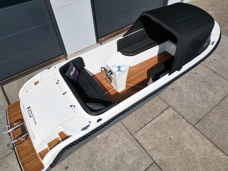 Nieuw Felor 555 met 15pk bom vol opties GRATIS STALLING!, Watersport en Boten, Sloepen, Nieuw, 10 tot 30 pk, 3 tot 6 meter, Buitenboordmotor