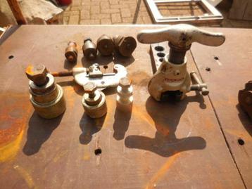 Felsapparaat Rigid Pijpuitklinker Niedrekordlocher beschikbaar voor biedingen