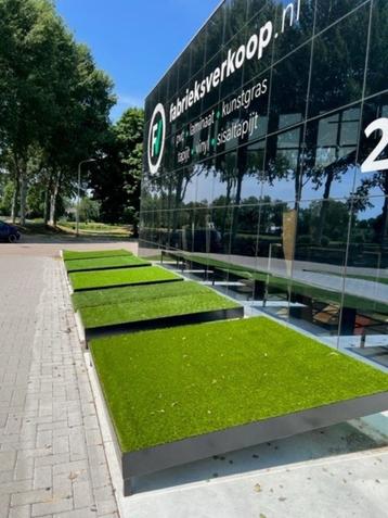 5 METER BREED KUNSTGRAS!! NIEUW NIEUW! beschikbaar voor biedingen