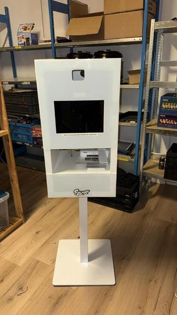 Selfiebox beschikbaar voor biedingen
