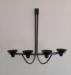 Zwarte metalen wandkandelaar (4-armig), Huis en Inrichting, Woonaccessoires | Kandelaars en Kaarsen, Gebruikt, 25 tot 50 cm, Zwart