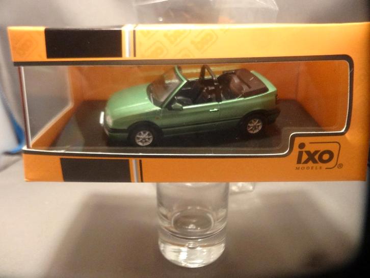 Ixo Volkswagen (VW) Golf Cabriolet (MK III) 1995 groen 1:43, Hobby en Vrije tijd, Modelauto's | 1:43, Nieuw, Auto, Overige merken