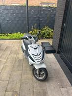 Piaggio zip 4 takt 50cc, Fietsen en Brommers, Scooters | Piaggio, Ophalen, Maximaal 45 km/u, Zip, Zo goed als nieuw