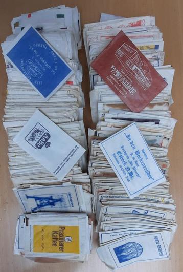 Suikerzakjes en suikerwikkels beschikbaar voor biedingen