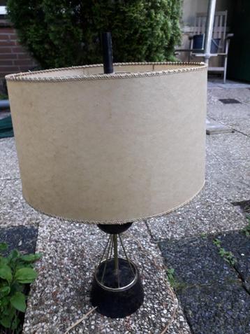 Vintage design tafellamp midcentury beschikbaar voor biedingen
