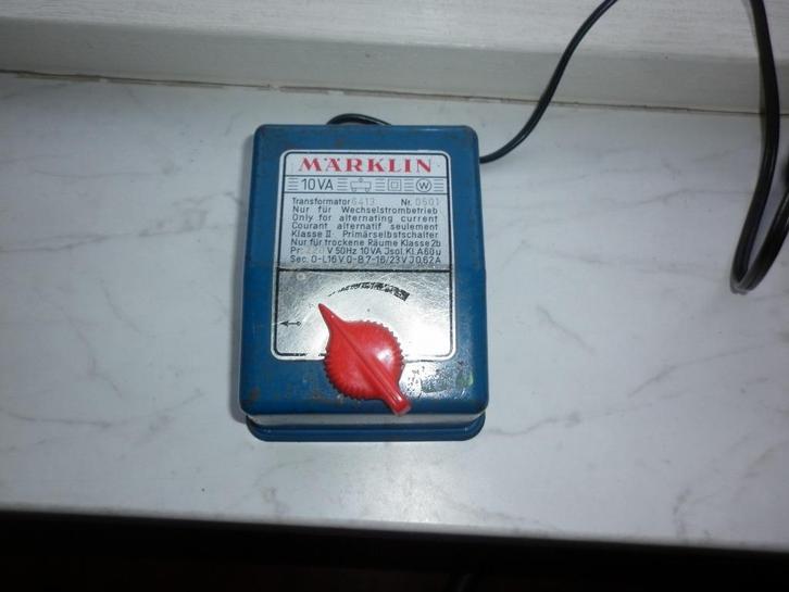 Märklin 6413 transformator 10 VA met rijregelaar, Hobby en Vrije tijd, Modeltreinen | H0, Gebruikt, Transformator of Voeding, Märklin