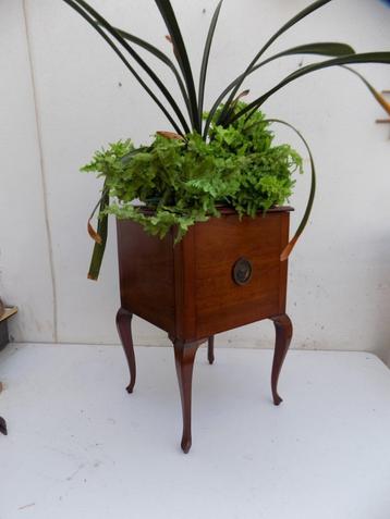 Plantenbak biedermeijer koperen binnenbak vintage brocante beschikbaar voor biedingen