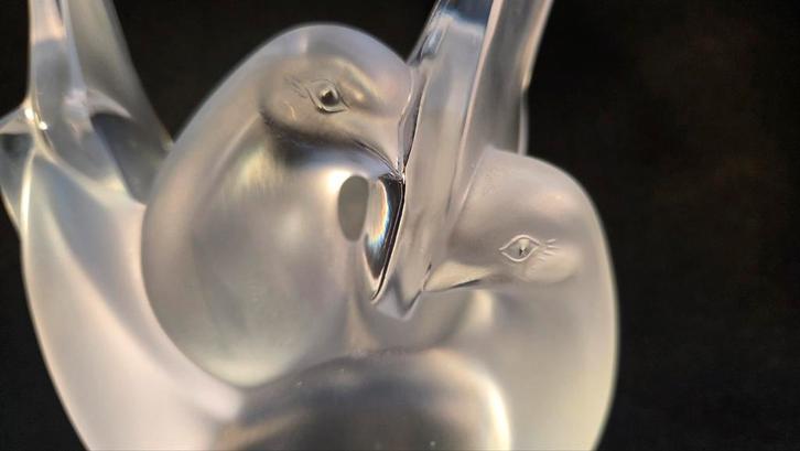 Lalique vaas vintage jaren 50, Antiek en Kunst, Antiek | Glas en Kristal, Ophalen of Verzenden