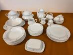 Compleet Servies met Roosjes winterling bavaria, Ophalen