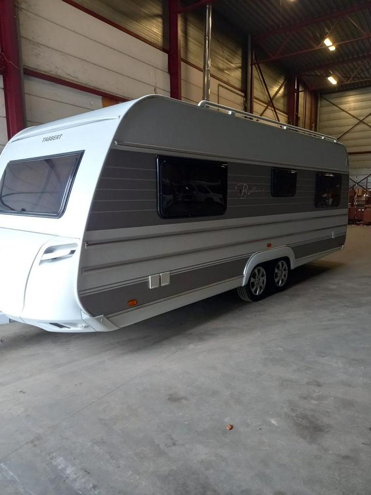 Tabbert Bellini jaar 2015, Caravans en Kamperen, Caravans, Particulier, tot en met 4, Rondzit, Tabbert, Frans bed, Vast bed, Airco