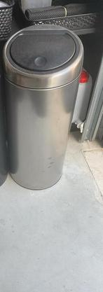 Brabantia prullenbak rvs, Huis en Inrichting, Woonaccessoires | Prullenbakken, Ophalen, Zo goed als nieuw, Rvs, Minder dan 50 cm