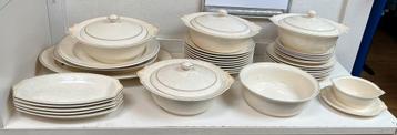 Sphinx/Petrus Regout servies: Edmond. beschikbaar voor biedingen