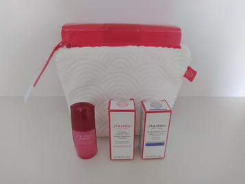 Nieuw Shiseido setje  beschikbaar voor biedingen