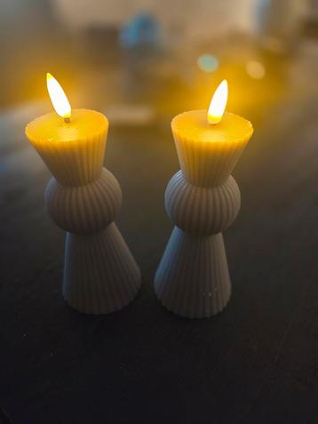 Set van 2 decoratieve led kaarsen beschikbaar voor biedingen