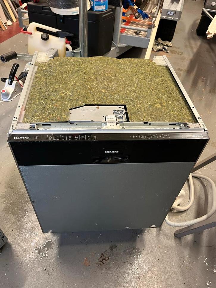 Siemens inbouw vaatwasser SN658X04TE, Witgoed en Apparatuur, Vaatwasmachines, Gebruikt, Inbouw, Minder dan 85 cm, Ophalen